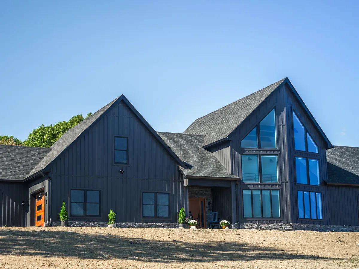Home with TruLog steel siding